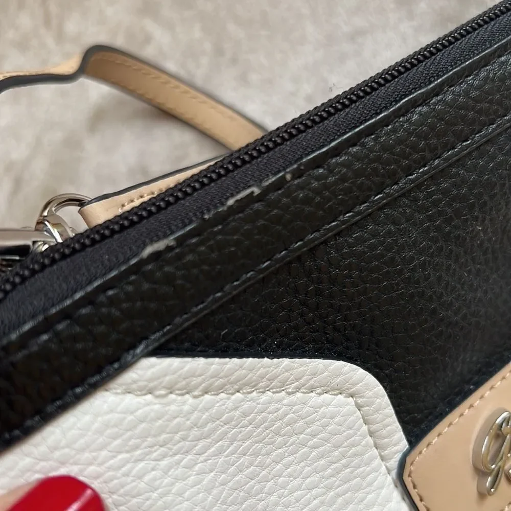 Guess Classic Y2K Neutral Coloblock Contrast Style Wristlet